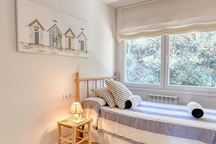 Apartament 4 dormitoris amb Piscina, Vistes al mar, Pàrquing i jardí a Calella de Palafrugell - Lloguer Temporada