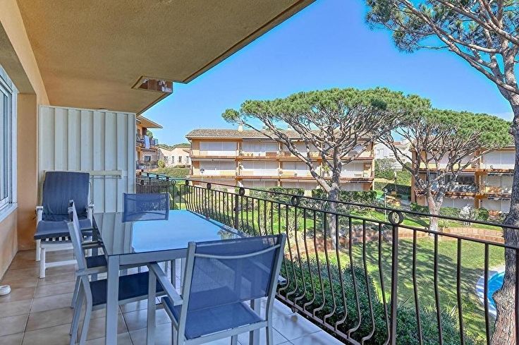 Apartament 2 dormitoris amb Pàrquing i jardí a Calella de Palafrugell - Lloguer Temporada