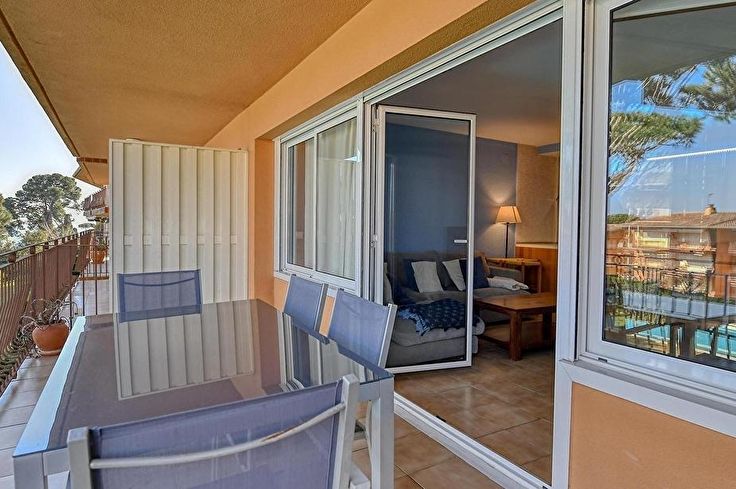 Apartament 2 dormitoris amb Pàrquing i jardí a Calella de Palafrugell - Lloguer Temporada