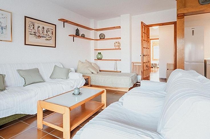 Apartament 2 dormitoris amb Pàrquing i jardí a Calella de Palafrugell - Lloguer Temporada