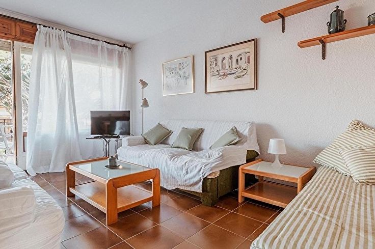 Apartament 2 dormitoris amb Pàrquing i jardí a Calella de Palafrugell - Lloguer Temporada