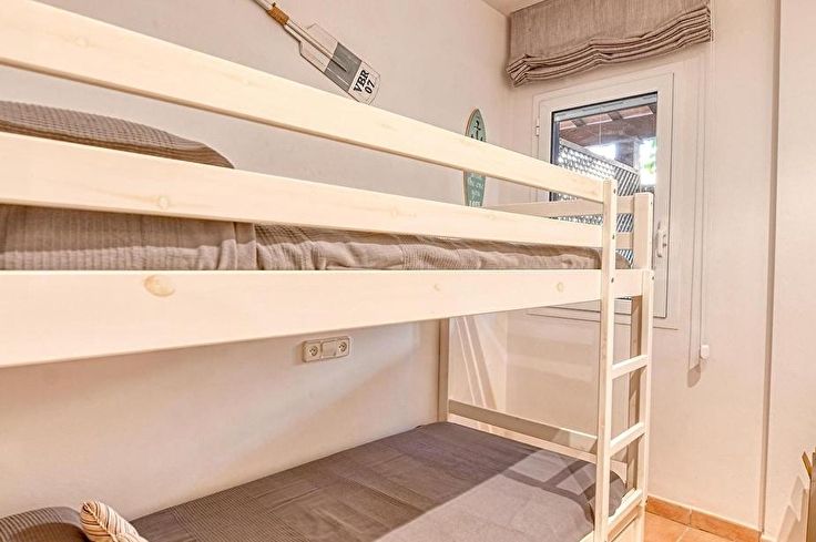 Apartament 2 dormitoris amb Piscina, Pàrquing i jardí a Tamariu - Lloguer Vacacional - Turístic