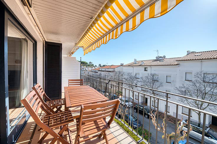 Apartament 3 dormitoris amb Vistes al mar i Pàrquing a Calella de Palafrugell - Lloguer Temporada