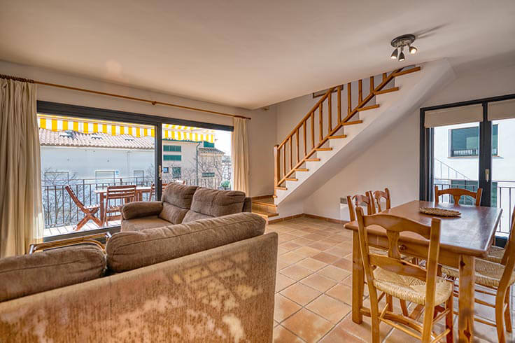 Apartament 3 dormitoris amb Vistes al mar i Pàrquing a Calella de Palafrugell - Lloguer Temporada