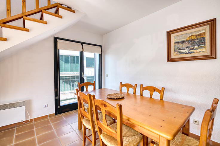Apartament 3 dormitoris amb Vistes al mar i Pàrquing a Calella de Palafrugell - Lloguer Temporada