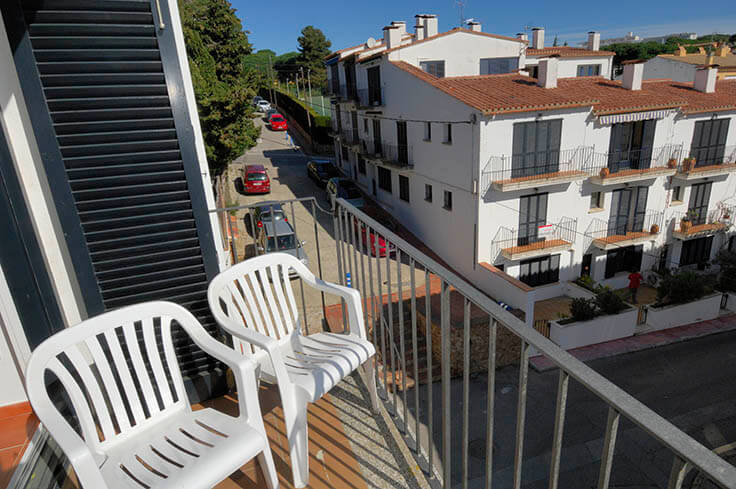 Apartament 3 dormitoris amb Vistes al mar i Pàrquing a Calella de Palafrugell - Lloguer Temporada