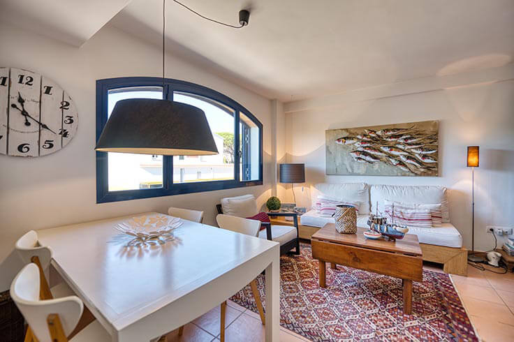 Apartament 3 dormitoris amb Piscina, Vistes al mar i Pàrquing a Calella de Palafrugell - Lloguer Temporada