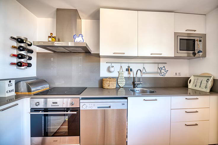 Apartament 3 dormitoris amb Piscina, Vistes al mar i Pàrquing a Calella de Palafrugell - Lloguer Temporada