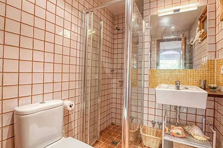 Apartament 2 dormitoris amb Piscina, Vistes al mar i jardí a Calella de Palafrugell - Lloguer Vacacional - Turístic