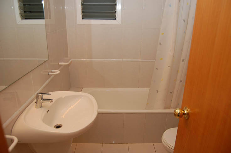 Apartament 2 dormitoris amb Piscina, Pàrquing i jardí a Tamariu - Lloguer Temporada