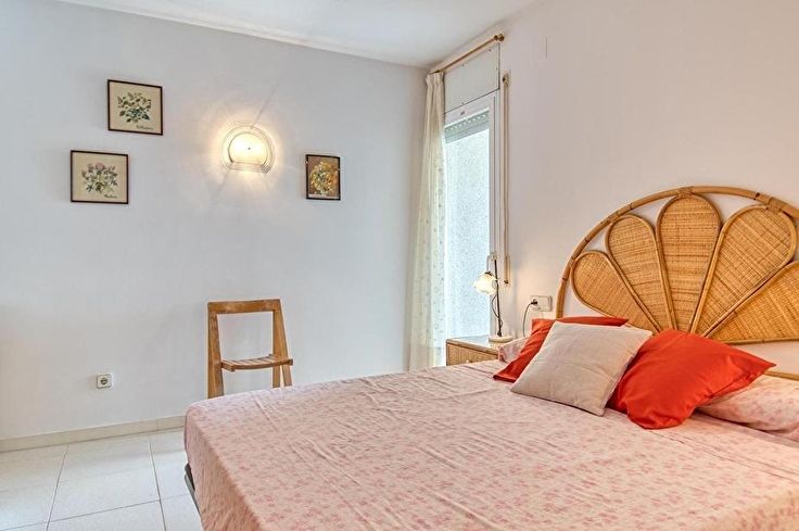 Apartament 2 dormitoris amb Piscina, Pàrquing i jardí a Tamariu - Lloguer Temporada