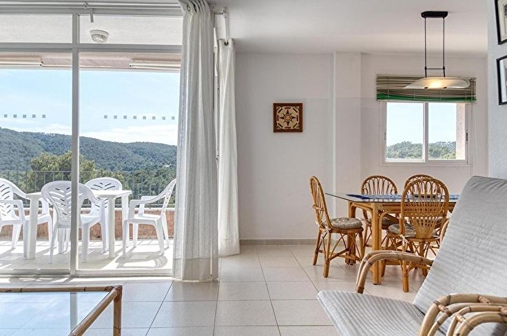 Apartament 2 dormitoris amb Piscina, Pàrquing i jardí a Tamariu - Lloguer Vacacional - Turístic