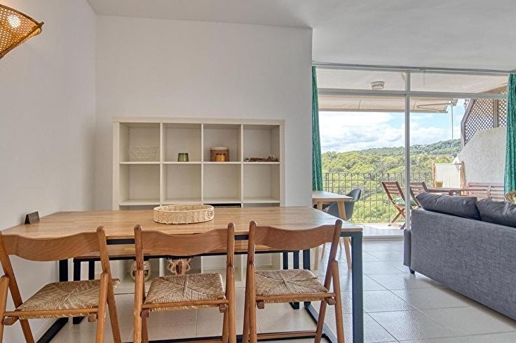 Apartament 2 dormitoris amb Piscina, Aire condicionat, Wifi, Pàrquing i jardí a Llafranc - Lloguer Vacacional - Turístic