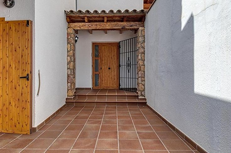 Casa aparellada 4 dormitoris amb Piscina, Wifi i Pàrquing a Tamariu - Lloguer Temporada