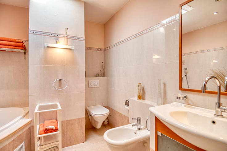 Apartament 3 dormitoris amb Piscina, Vistes al mar, Pàrquing i jardí a Tamariu - Lloguer Temporada