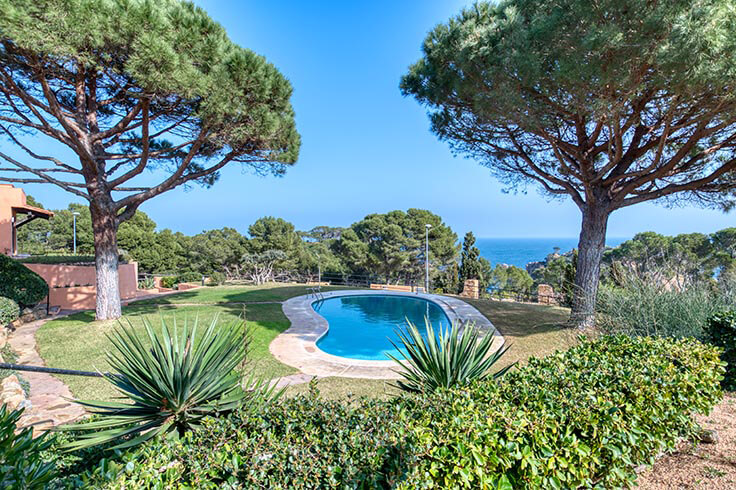 Apartament 3 dormitoris amb Piscina, Vistes al mar, Pàrquing i jardí a Tamariu - Lloguer Temporada