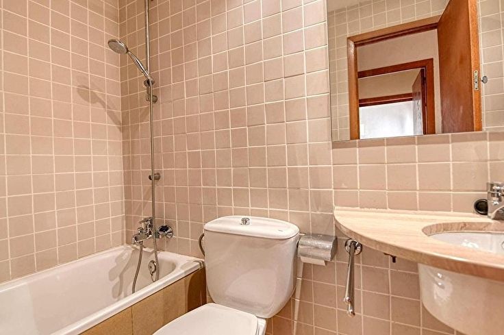 Apartament 3 dormitoris amb Piscina, Vistes al mar, Pàrquing i jardí a Calella de Palafrugell - Compra - Venda