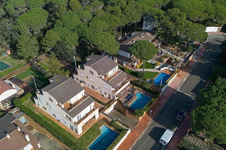 Casa individual 4 dormitoris a Calella de Palafrugell - Compra - Venda