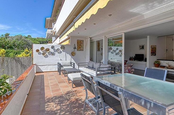 Apartament 4 dormitoris amb Piscina i jardí a Calella de Palafrugell - Compra - Venda
