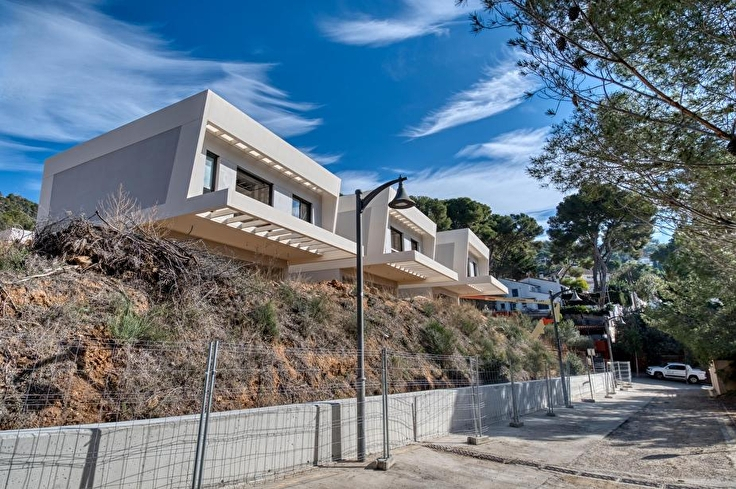 Casa individual 4 dormitoris amb Piscina i jardí a Llafranc - Compra - Venda