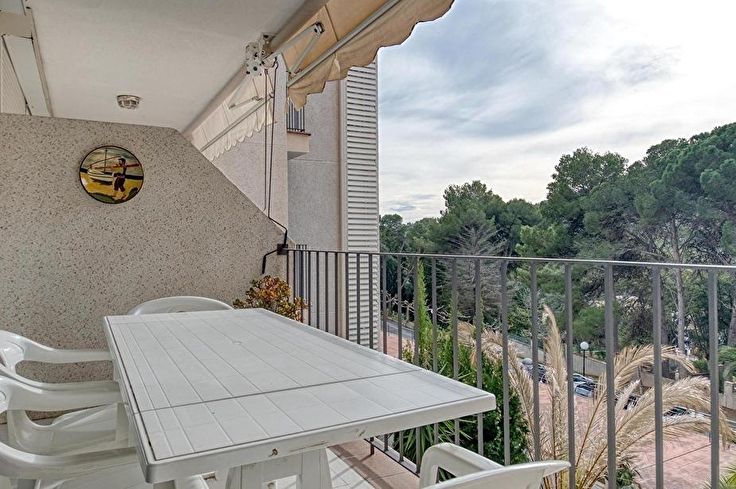 Apartament 2 dormitoris amb Piscina, Pàrquing i jardí a Tamariu - Compra - Venda