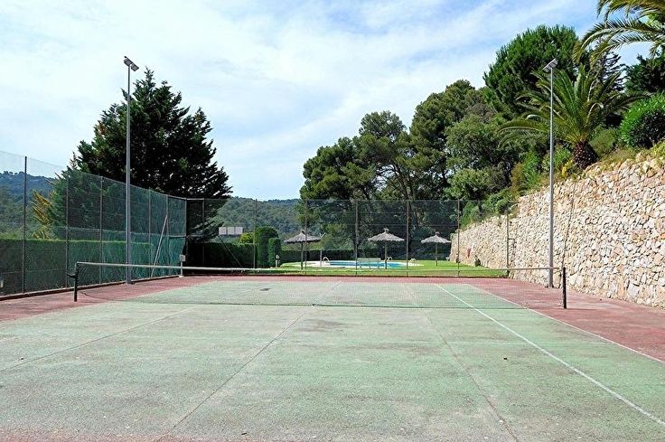 Apartament 4 dormitoris amb Piscina, Pàrquing i jardí a Tamariu - Compra - Venda