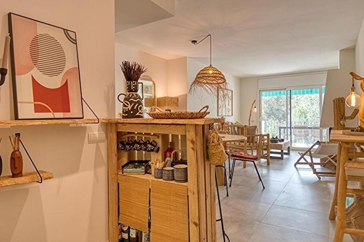 Apartament 4 dormitoris amb Piscina, Pàrquing i jardí a Tamariu - Compra - Venda