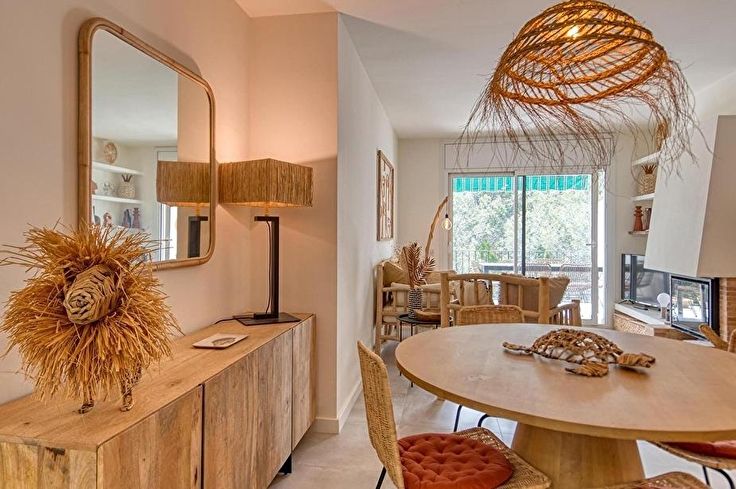 Apartament 4 dormitoris amb Piscina, Pàrquing i jardí a Tamariu - Compra - Venda