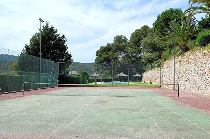 Apartament 3 dormitoris amb Piscina, Pàrquing i jardí a Tamariu - Compra - Venda