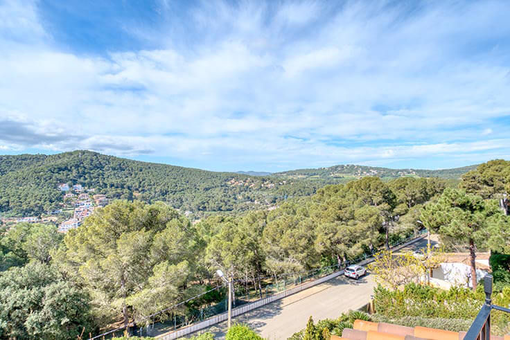 Casa individual 5 dormitoris amb Piscina, Vistes al mar i jardí a Tamariu - Compra - Venda