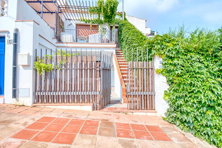 Casa de poble 3 dormitoris a Palamós - Compra - Venda