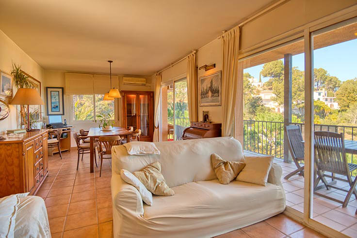 Casa aparellada 3 dormitoris amb Vistes al mar i jardí a Begur - Compra - Venda