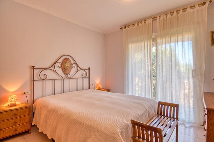 Casa aparellada 3 dormitoris amb Vistes al mar i jardí a Begur - Compra - Venda