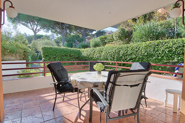 Apartament 4 dormitoris amb Piscina, Pàrquing i jardí a Tamariu - Compra - Venda