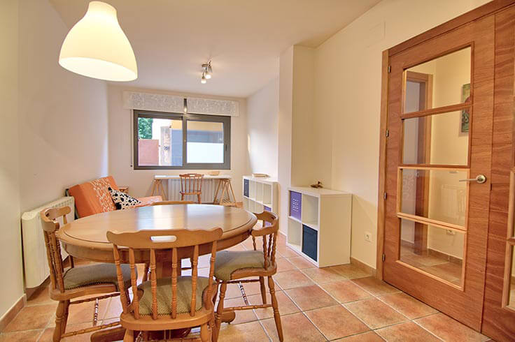 Apartament 1 dormitori amb Piscina i jardí a Mont-ras - Compra - Venda