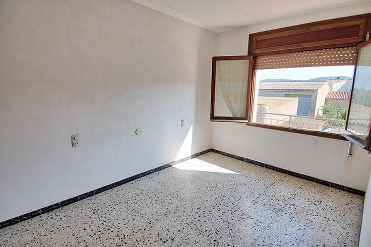 Casa de poble 3 dormitoris amb jardí a Tamariu - Compra - Venda