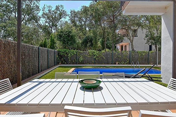 Xalet 4 dormitoris amb Piscina, Wifi, Pàrquing i jardí a Calella de Palafrugell - Lloguer Temporada