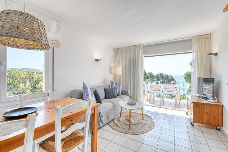 Apartament 2 dormitoris amb Vistes al mar, Wifi i Pàrquing a Calella de Palafrugell - Lloguer Temporada
