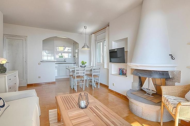 Apartament 1 dormitori amb Vistes al mar, Wifi, Pàrquing i jardí a Calella de Palafrugell - Lloguer Vacacional - Turístic