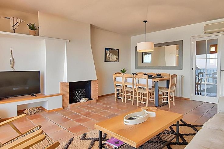 Apartament 3 dormitoris amb Vistes al mar, Wifi i Pàrquing a Calella de Palafrugell - Lloguer Vacacional - Turístic