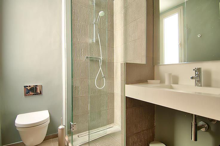 Pis 4 dormitoris amb Wifi i Pàrquing a Barcelona - Lloguer Temporada