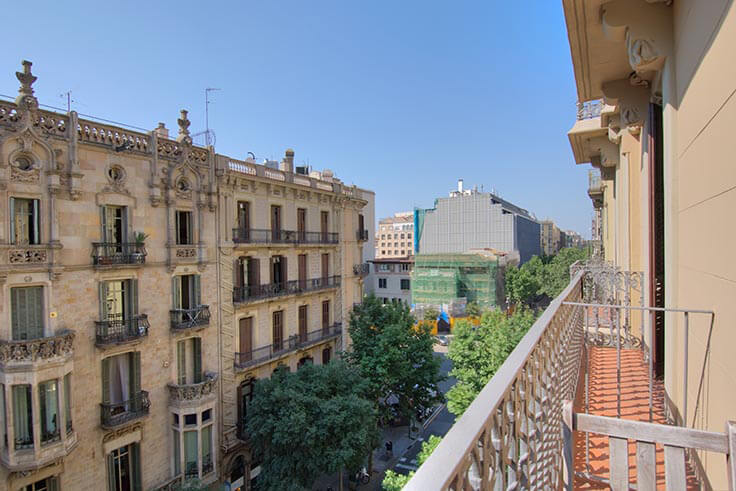 Pis 4 dormitoris amb Wifi i Pàrquing a Barcelona - Lloguer Temporada