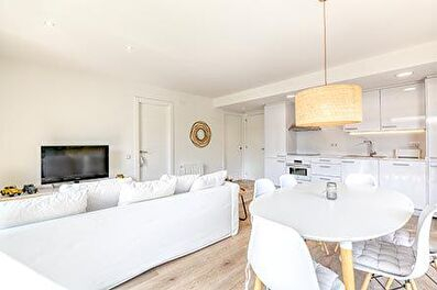 Appartement avec Wifi et Parking à Llofriu - Location Vacances