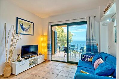 Appartement avec Piscine, Vues à la mer, Parking et jardin à Tamariu - Location Touristique