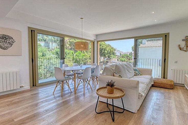 Appartement 3 chambres avec Wifi et Parking à Llofriu - Location Vacances - Touristique