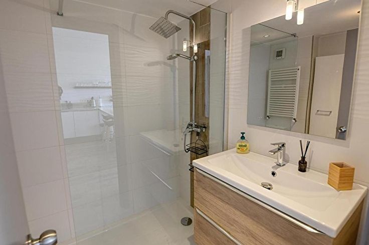 Appartement 4 chambres avec Piscine, Vues à la mer, Parking et jardin à Calella de Palafrugell - Location Saison