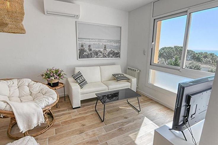 Appartement 4 chambres avec Piscine, Vues à la mer, Parking et jardin à Calella de Palafrugell - Location Saison