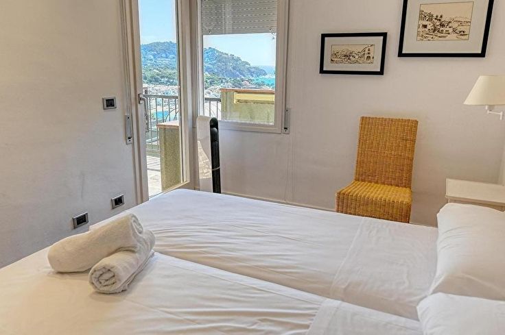 Appartement 3 chambres avec Piscine, Vues à la mer et jardin à Calella de Palafrugell - Location Vacances - Touristique