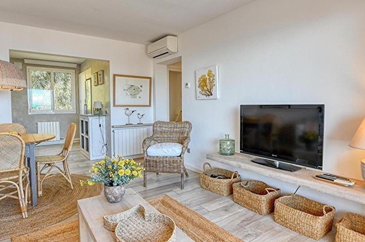Appartement 2 chambres avec Piscine, Vues à la mer, Air conditionné, Wifi, Parking et jardin à Calella de Palafrugell - Location Vacances - Touristique