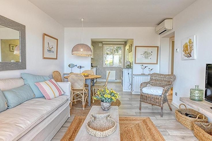 Appartement 2 chambres avec Piscine, Vues à la mer, Air conditionné, Wifi, Parking et jardin à Calella de Palafrugell - Location Vacances - Touristique